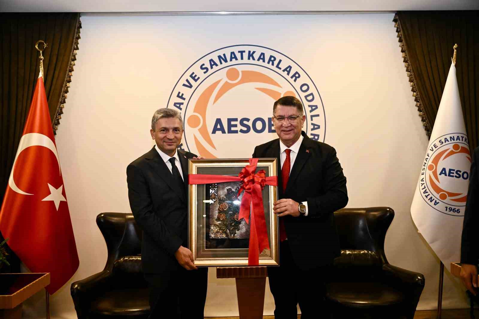 vali-sahin-esnafimiz-toplumsal-hayatin-temeli