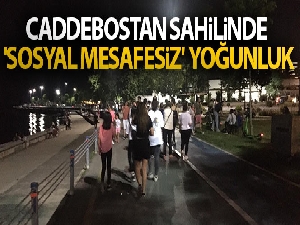 Caddebostan sahilinde 'sosyal mesafesiz' yoğunluk