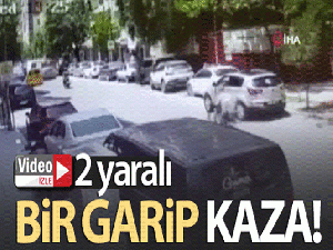 Seyir halindeki motosikletin önüne halı düştü: 2 yaralı