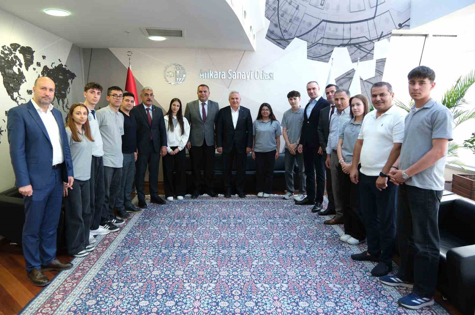 aso-dan-liseli-genclere-yurt-disinda-staj-firsati