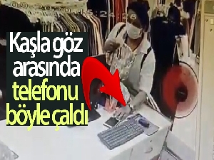 Fatih'te cep telefonu çalan hırsız kamerada