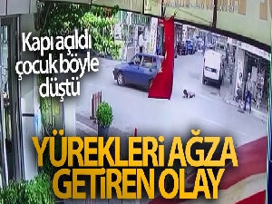 Bursa'da yürekleri ağza getiren olay! Kapı açıldı çocuk böyle düştü