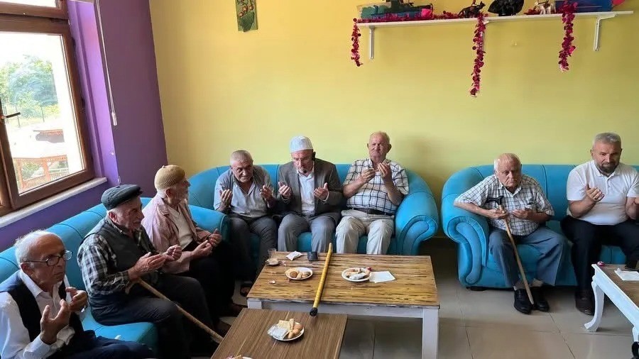 huzurevi-sakinlerine-manevi-moral