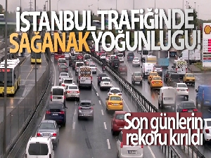 İstanbul trafiğinde sağanak yağmur yoğunluğu
