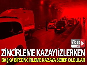 Kazayı izlerlerken kaza yaptılar