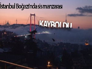 İstanbul Boğazı'nda sabah saatlerinde etkili olan sis kartpostallık görüntüler oluşturdu