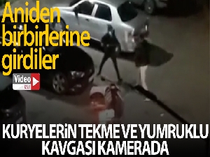İstanbul'da motosikletli kuryelerin kavgası kamerada