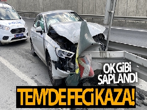 TEM Otoyolu'nda otomobil bariyerlere ok gibi saplandı