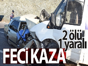 Antalya'da feci kaza: 2 ölü, 1 yaralı