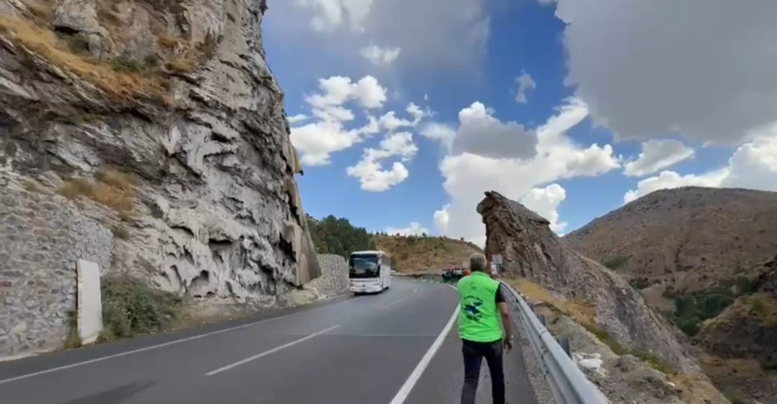 bitlis-in-tarihi-degerleri-icin-pedalladilar-deliklitas-yeniden-hayat-bulsun