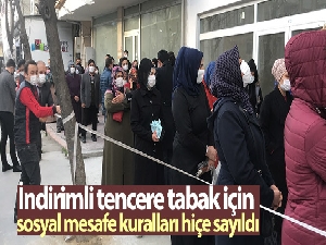 İndirimli tencere tabak için sosyal mesafe kuralları hiçe sayıldı