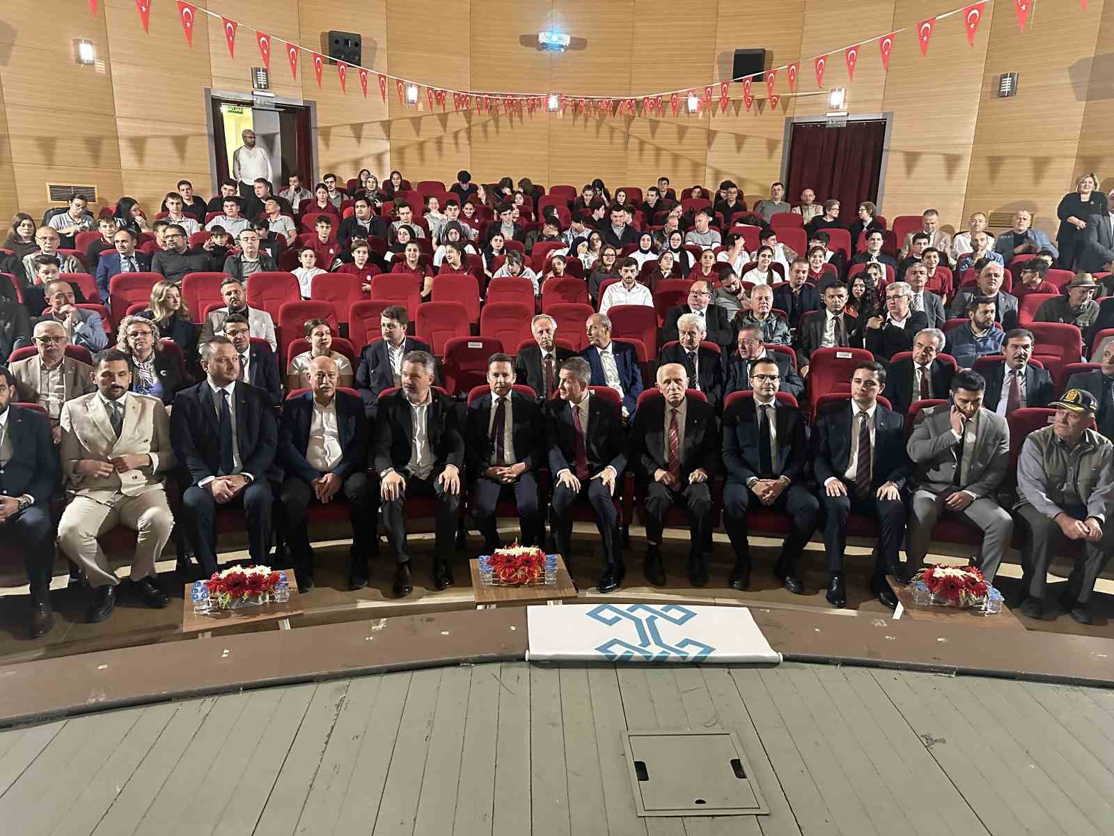 yavuz-sultan-selim-han-vefatinin-yildonumunde-torenle-anildi