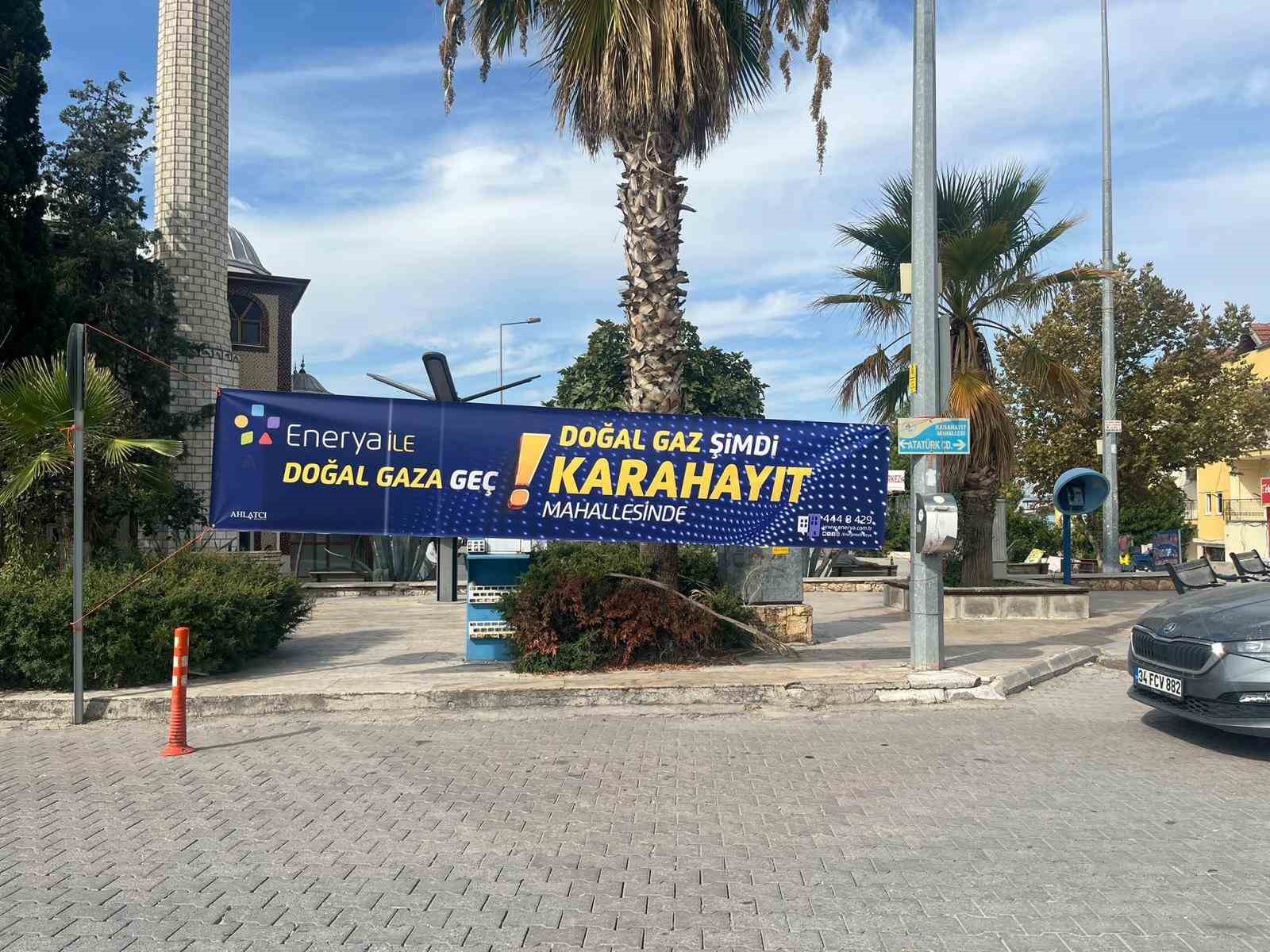 karahayit-ta-dogal-gaz-icin-ilk-kazma-vuruldu