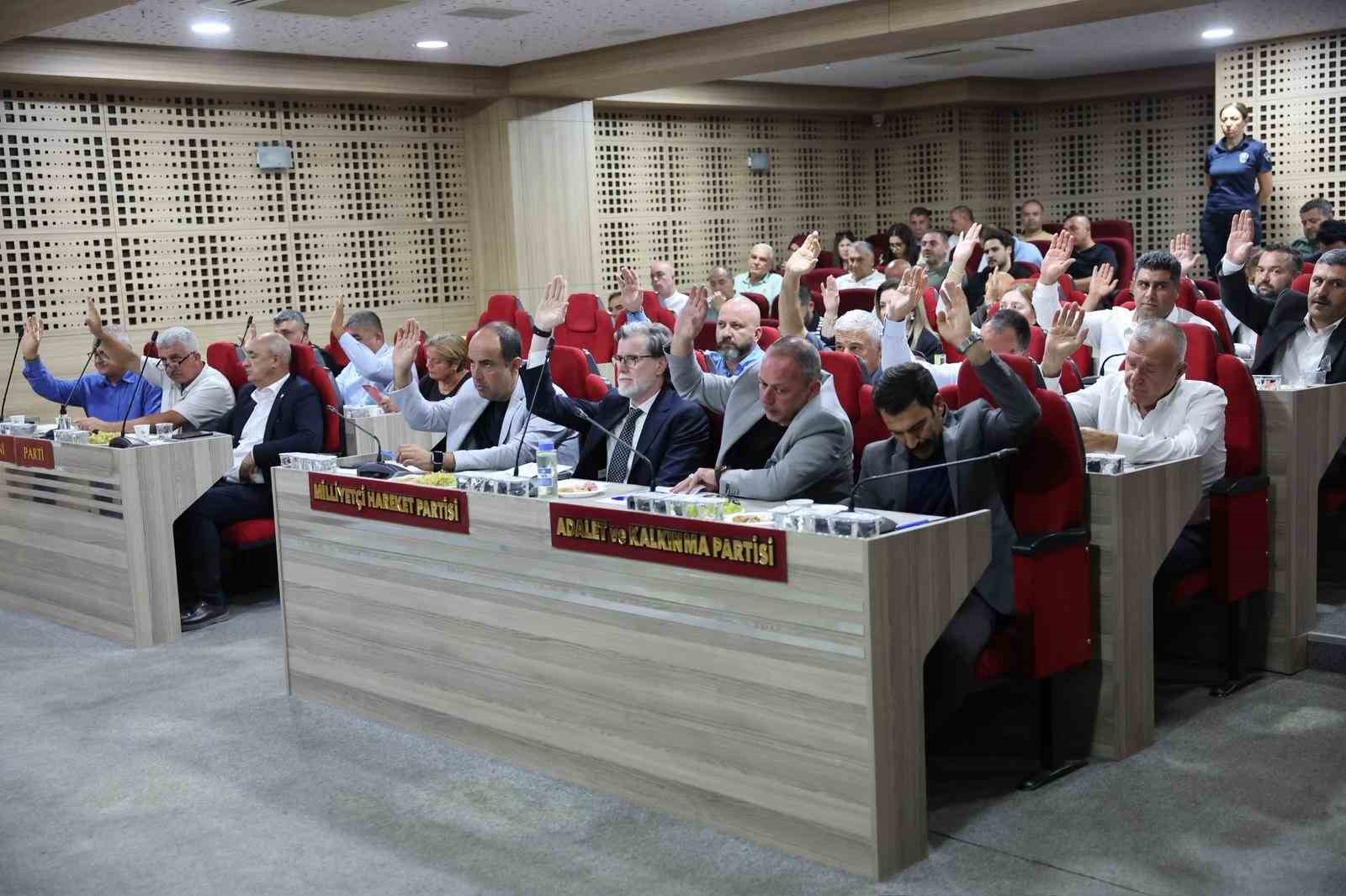merhum-baskan-sahin-in-ismi-menemen-de-yasayacak
