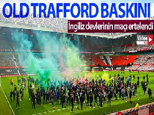 Manchester United taraftarları Old Trafford'ta protesto düzenledi