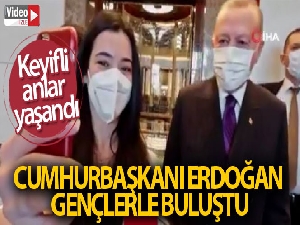 Cumhurbaşkanı Erdoğan gençlerle bir araya geldi