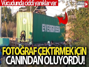 Tren vagonun üzerinde fotoğraf çekilmek isterken elektrik akımına kapıldı