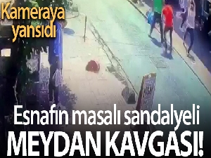 Beyoğlu'nda esnafın meydan kavgası kamerada