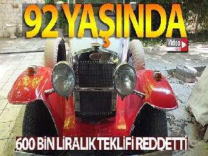 92 yaşındaki klasik aracına gözü gibi bakıyor