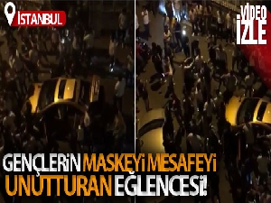 Kadıköy'de, gençlerin maske ve sosyal mesafeyi unutturan eğlencesi