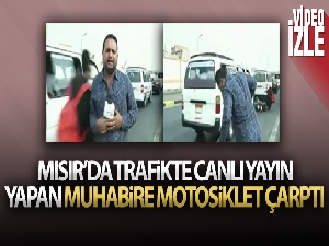 Canlı yayındaki muhabire motosiklet çarptı