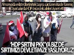 Almanya'da evlat nöbetini tek başına sürdüren Maide Türemiş, Diyarbakır'a gelip HDP önündeki aileleri ziyaret etti