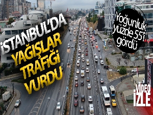 İstanbul'da yağışlar trafiği vurdu