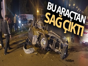 Metal yığınına dönen otomobilden sağ çıktı