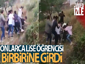 Biri omuz attı diye onlarca liseli birbirine girdi