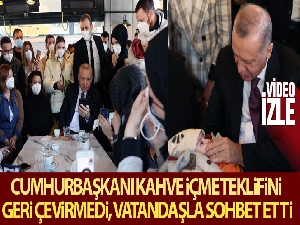 Cumhurbaşkanı Erdoğan Çengelköy'de kafede vatandaşlarla sohbet etti