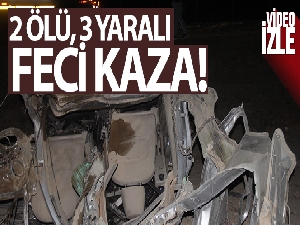 Otomobil ile hafif ticari araç çarpıştı: 2 ölü, 3 yaralı