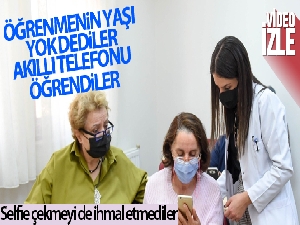 Yaş 80 demediler akıllı telefon öğrenip selfie çektiler