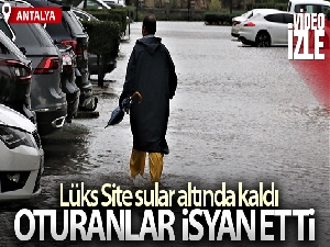 Antalya'da turizm çalışanlarının kaldığı site sular altında kaldı