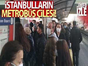 Metrobüs arıza yaptı, duraklarda yoğunluk oluştu
