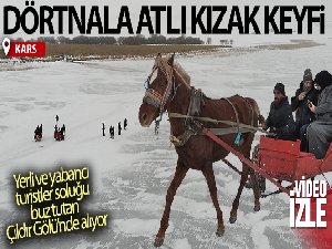 Çıldır Gölü'nde dörtnala atlı kızak keyfi