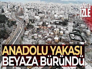 Kar yağışıyla beraber İstanbul'un Anadolu yakası beyaza büründü