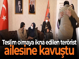 Teslim olmaya ikna edilen terörist, ailesine kavuştu