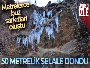 Şırnak'ta aşırı soğuklar 50 metrelik şelaleyi dondurdu