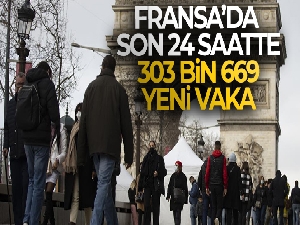 Fransa'da günlük vaka sayısı 2 gündür 300 binin üzerinde