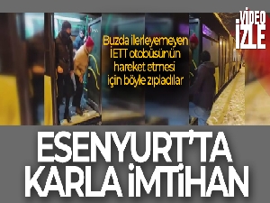 Esenyurt'ta vatandaşlar kar nedeniyle ilerleyemeyen İETT otobüsünün hareket etmesi için böyle zıpladı
