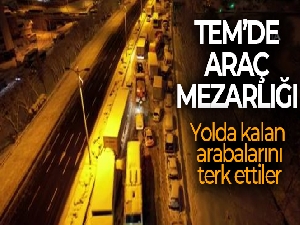 TEM'de gece boyu devam eden araç kuyruğu havadan görüntülendi