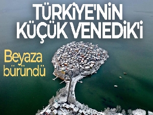 Türkiye'nin küçük Venedik'i beyaza büründü