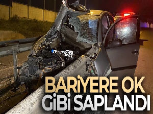 Maltepe'de otomobil bariyere ok gibi saplandı:1 yaralı