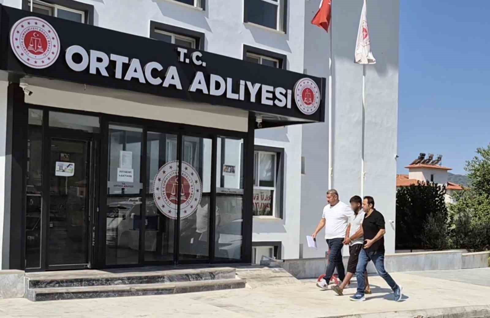 mugla-daki-yanginda-gozaltina-alinan-sahis-adli-kontrolle-serbest-birakildi