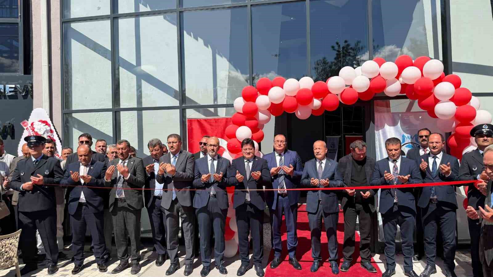 ozdemir-bayraktar-horan-bilimevi-ve-uzay-gozlemevi-torenle-acildi