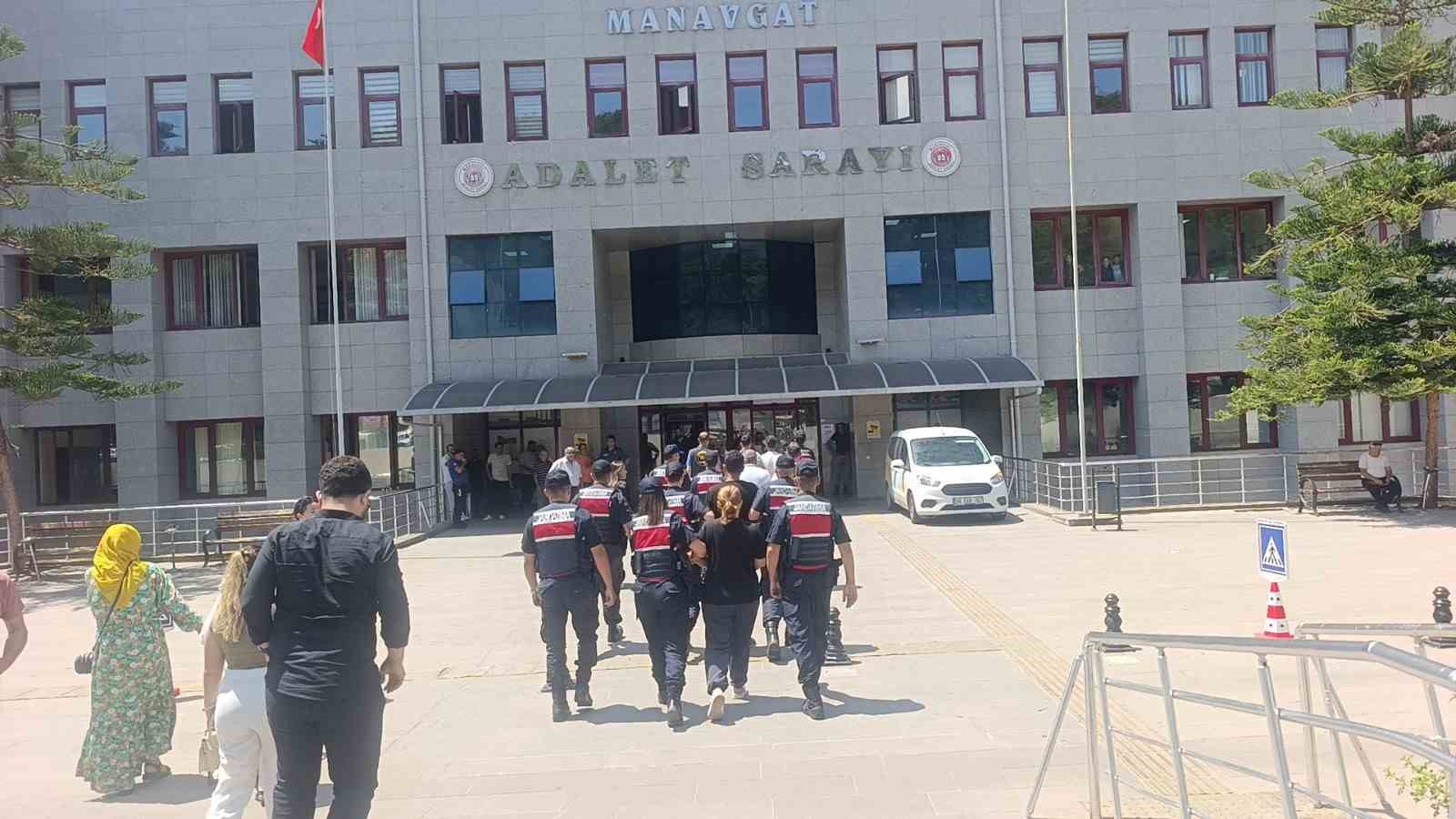 karnindan-vurulmus-halde-bulunan-adamin-cinayete-kurban-gittigi-belirlendi