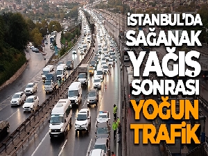 İstanbul'da sağanak yağış yoğun trafiğe sebep oldu