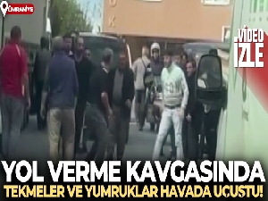 Ümraniye'de yol verme kavgasında tekmeler ve yumruklar havada uçuştu
