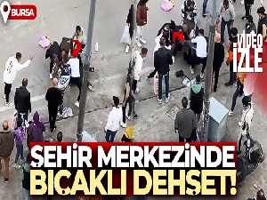Şehrin merkezinde herkesin gözü önünde defalarca bıçakladı