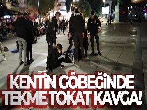 Kentin göbeğinde tekme tokat birbirlerine girdiler